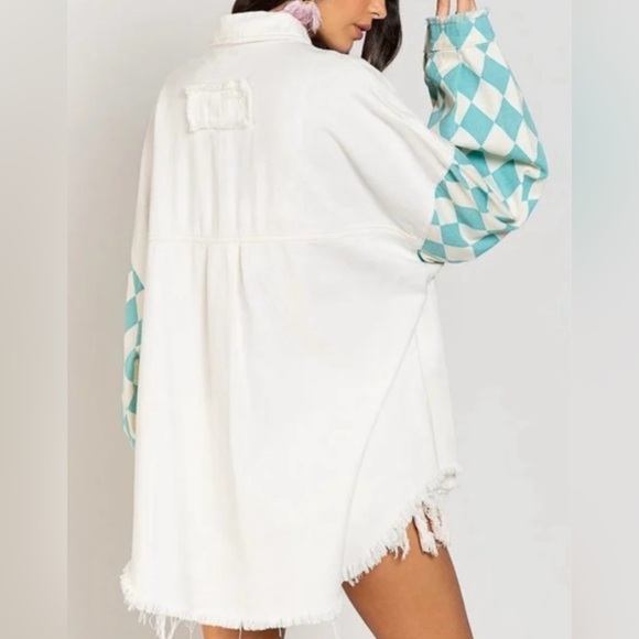 NWOT POL Oversized Checkered Shacket Size Small - Picture 3 of 5